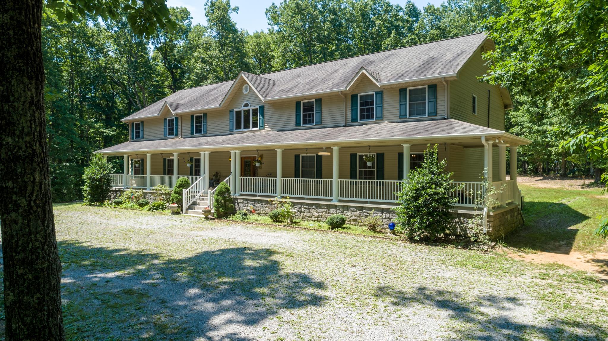 4870 Deer Run Road Pelham, TN 37366 - Photo 2 of 30 Gallery Image 2