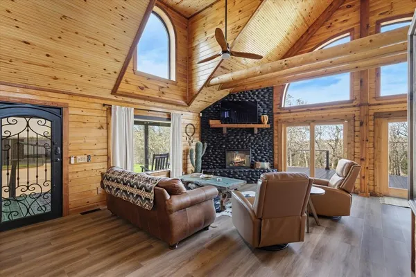 $2,000,000 | 2194 Fm 2382, St. Jo, TX 76265