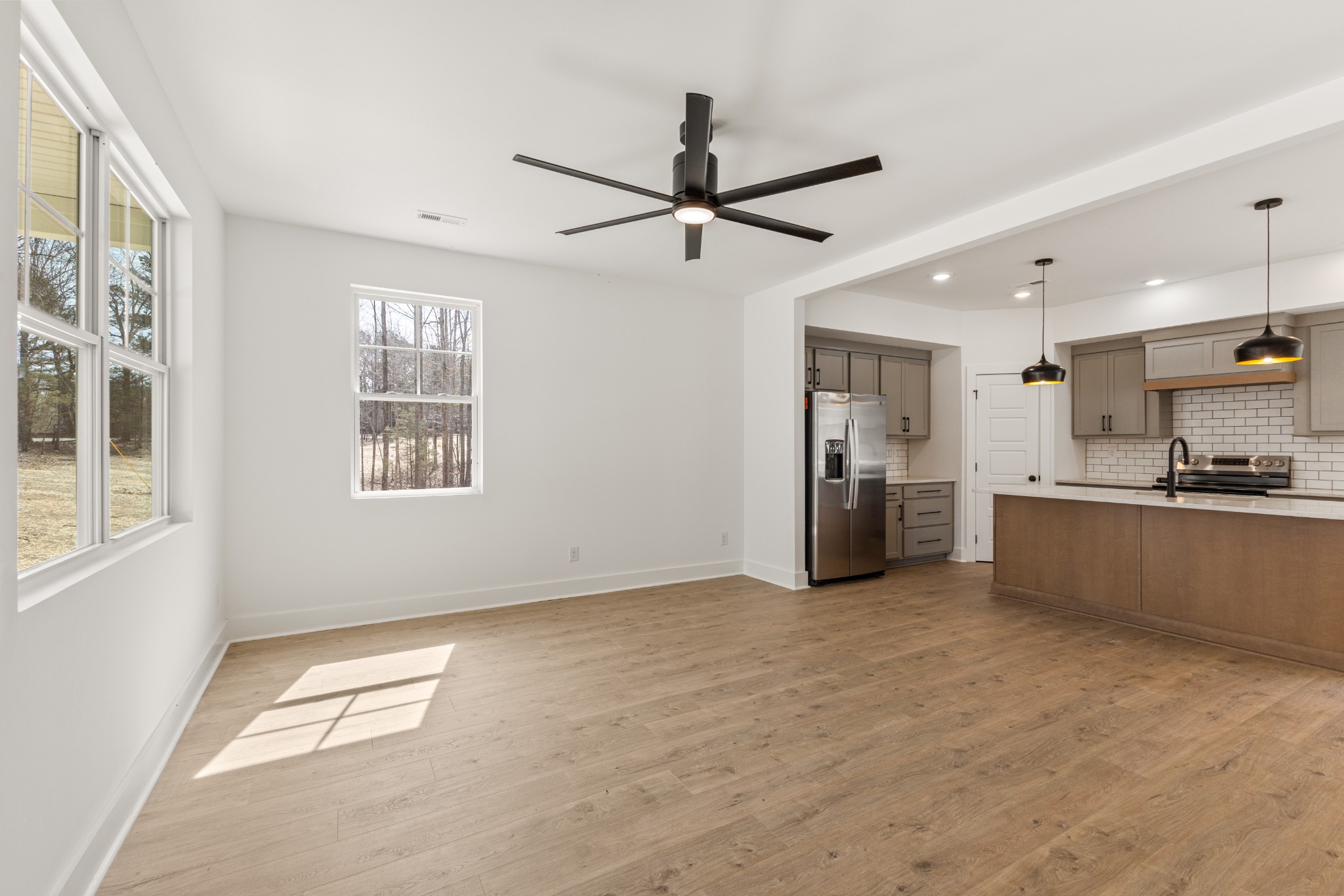 1033 Walnut Grove Road Dickson, TN 37055 - Photo 5 of 45