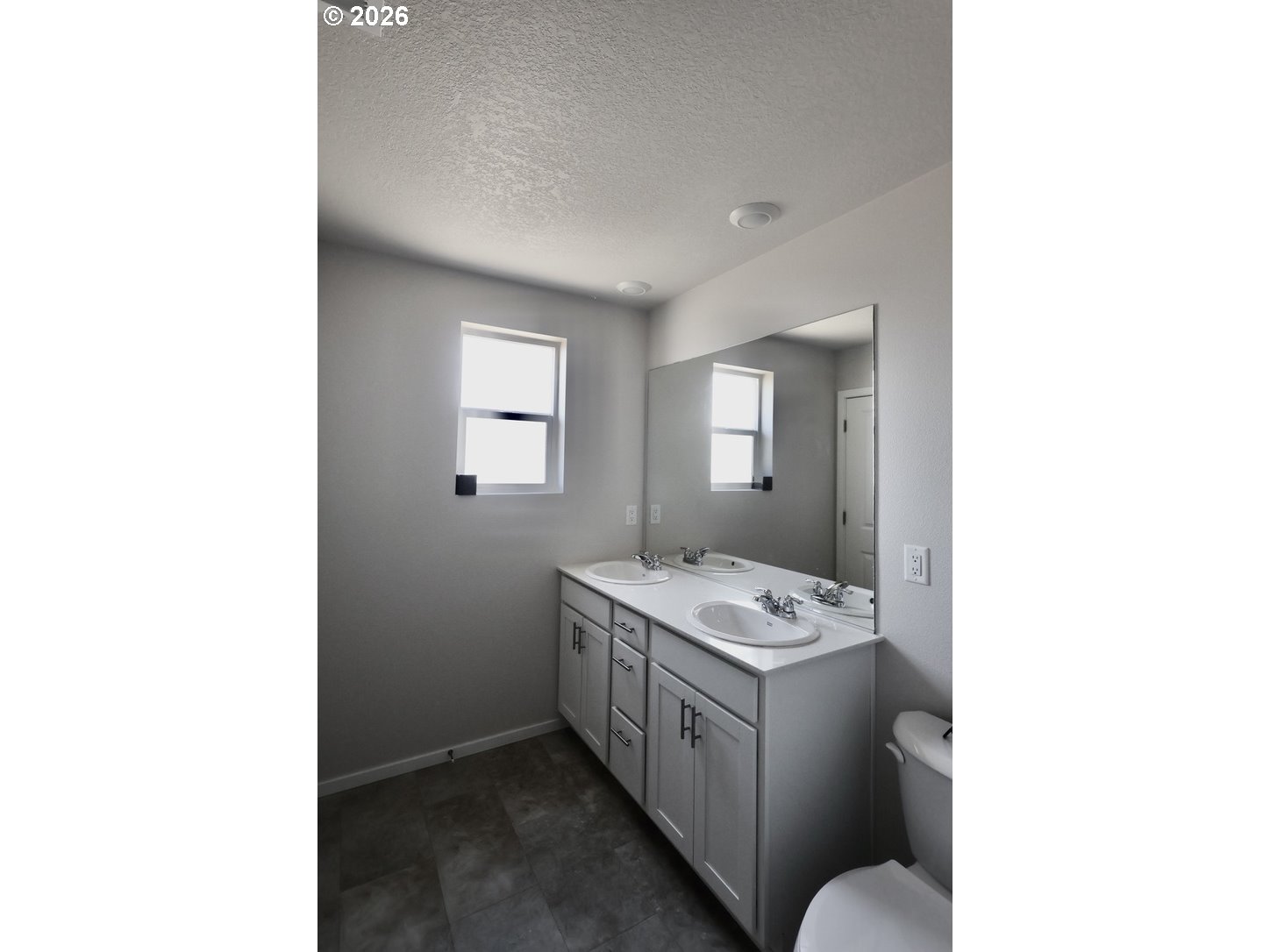2289 30th Place Springfield, OR 97477 - Photo 6 of 14 Bedroom, Primary