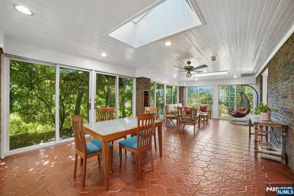 157 Sussex Road Tenafly, NJ 07670 - Photo 17 of 50