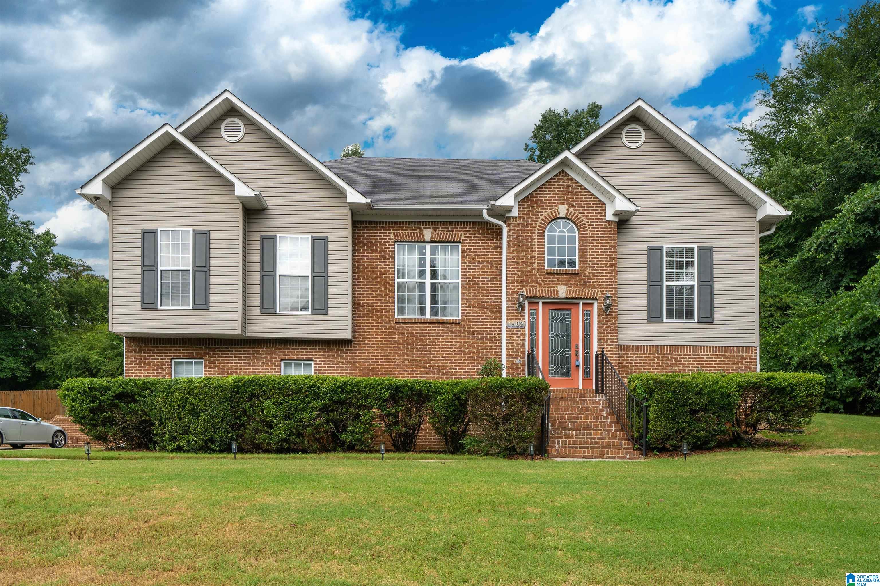 1582 Argo Margaret Road Odenville, AL 35120 - Photo 2 of 27