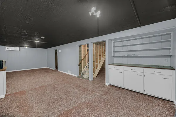 $1,500 | 2611 Ellen Avenue, Rockford, IL 61101