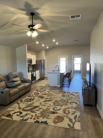 6944 10th Street Lubbock, TX 79416 - Photo 2 of 10 5a75c304-e0f8-4e9c-a8e9-d1687b11c138