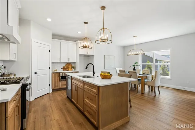 $609,000 | 641 Ambrose Dr., Caseyville, IL 62232