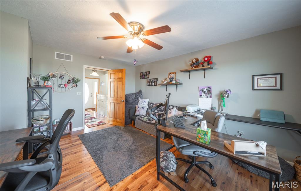 37595 Westgate Road Plato, MO 65552 - Photo 27 of 83