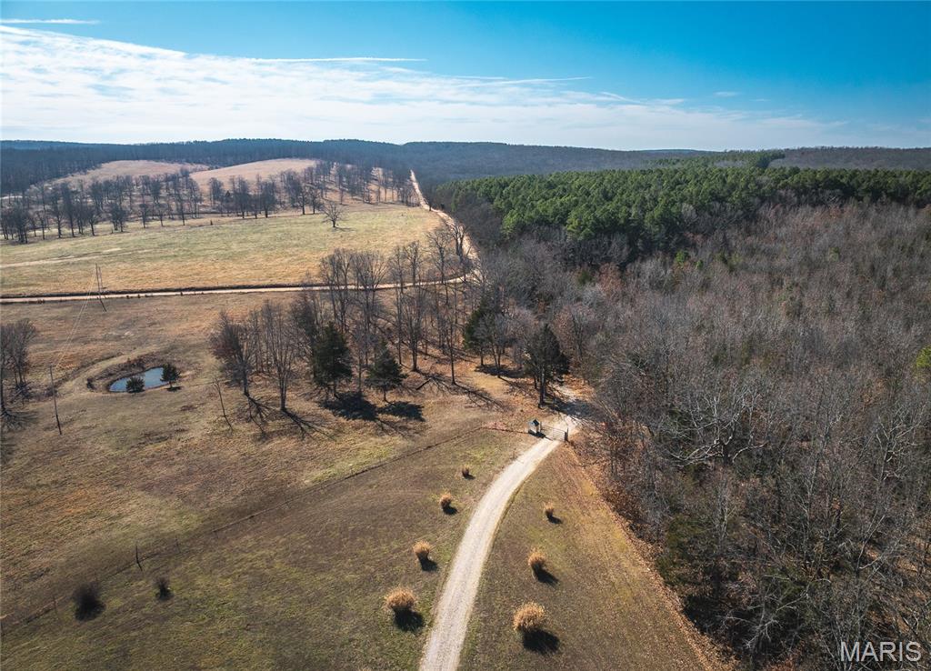 37595 Westgate Road Plato, MO 65552 - Photo 4 of 83