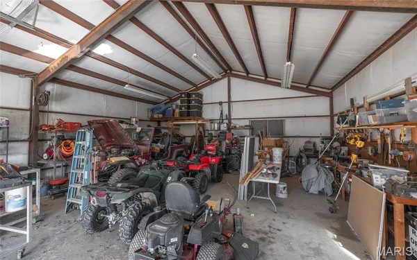 $589,500 | 37595 Westgate Road, Plato, MO 65552