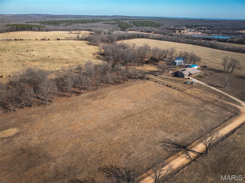 37595 Westgate Road Plato, MO 65552 - Photo 7 of 83