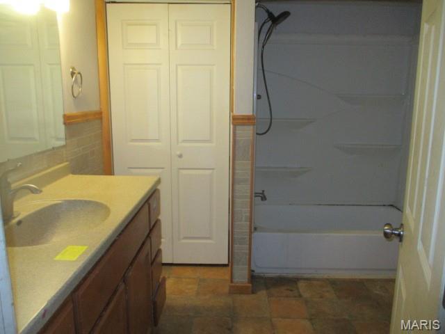 707 North Street Bartelso, IL 62218 - Photo 12 of 12