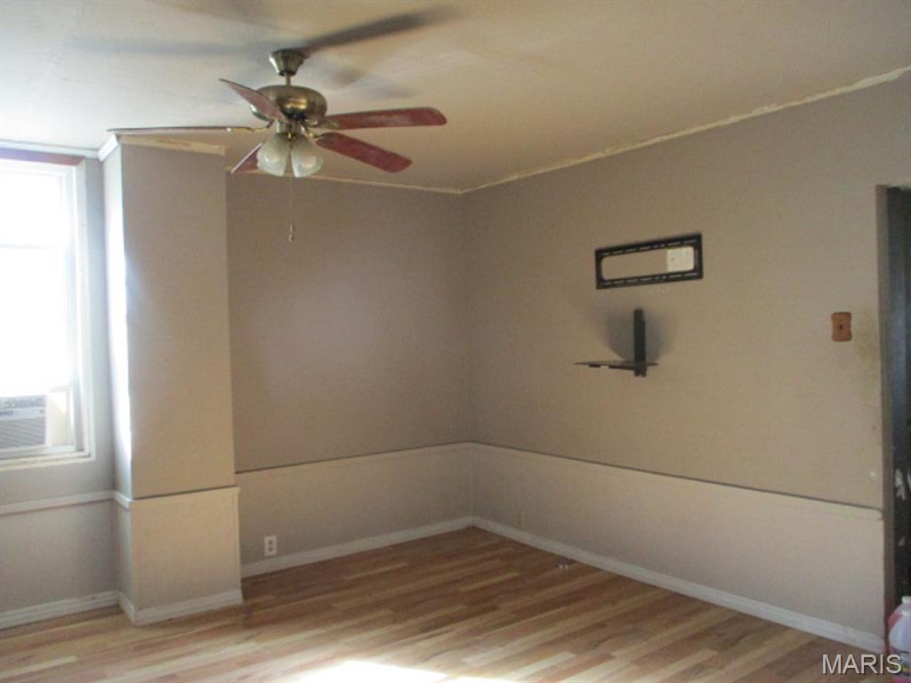 707 North Street Bartelso, IL 62218 - Photo 5 of 12