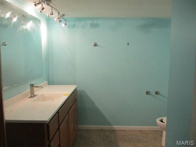 707 North Street Bartelso, IL 62218 - Photo 10 of 12