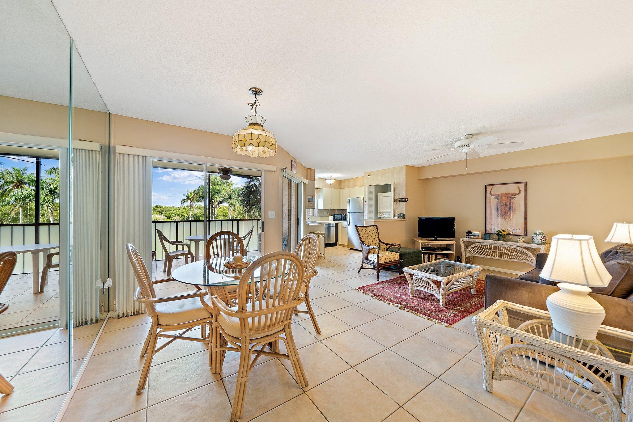 275 Palm Avenue, Unit C203 Jupiter, FL 33477 - Photo 4 of 21 011-275PalmAveC203-Jupiter-FL-SMALL