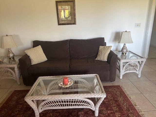 275 Palm Avenue, Unit C203 Jupiter, FL 33477 - Photo 6 of 21 IMG_3300