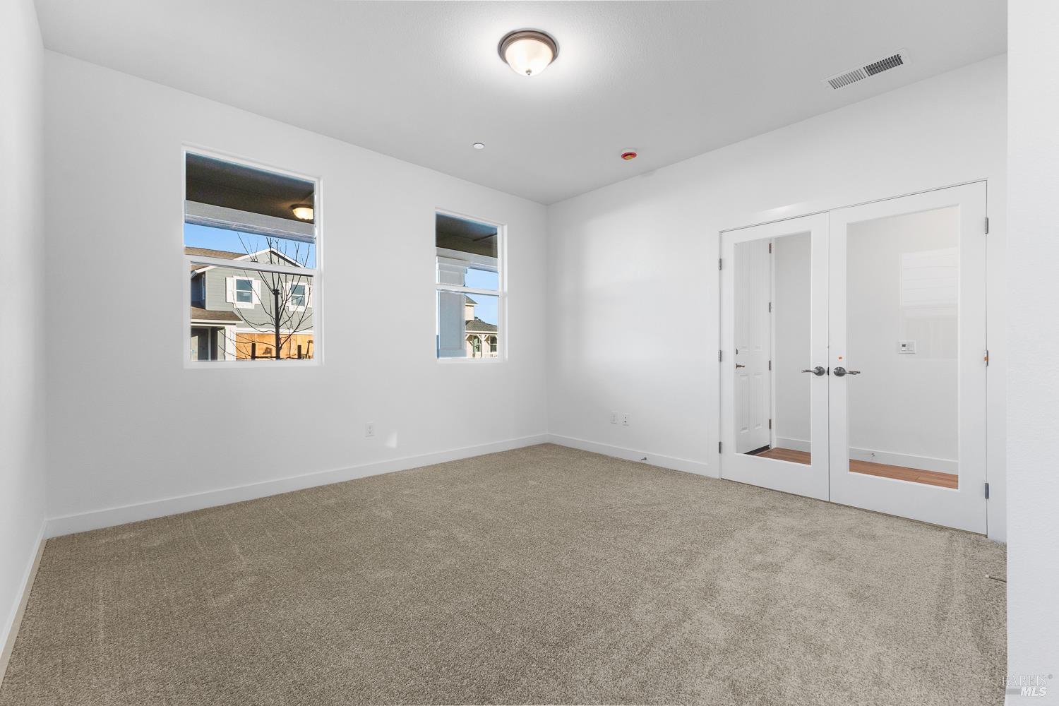 7337 Willowglen Drive Rohnert Park, CA 94928 - Photo 5 of 31 a view of an empty room with a window