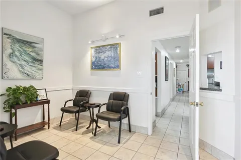 $695,000 | 341 Metairie Road, Metairie, LA 70005