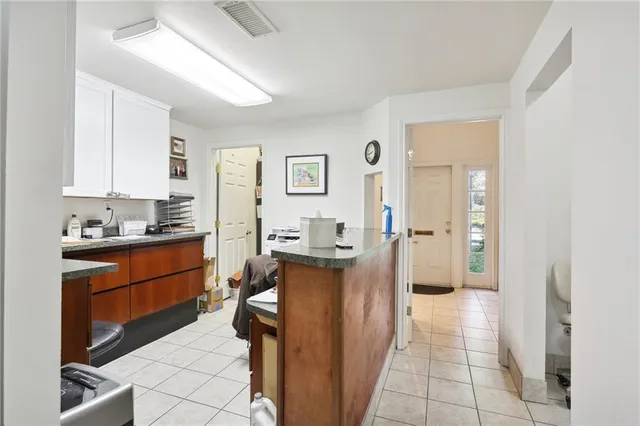 $695,000 | 341 Metairie Road, Metairie, LA 70005