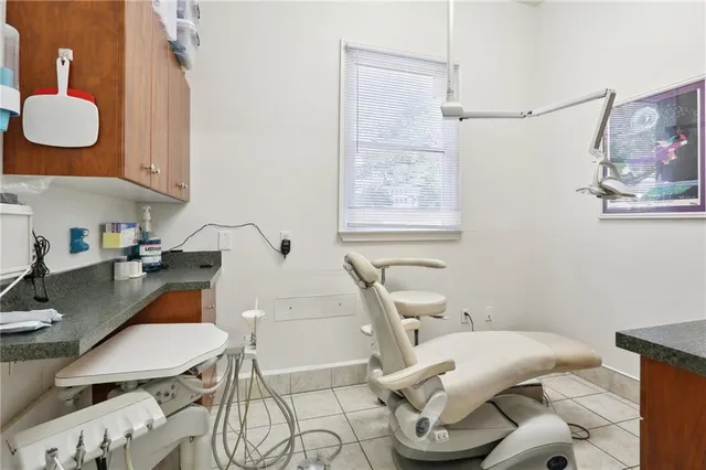 $695,000 | 341 Metairie Road, Metairie, LA 70005