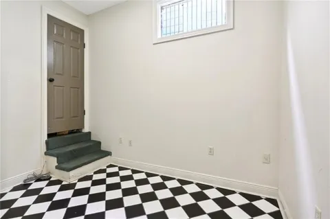 $695,000 | 341 Metairie Road, Metairie, LA 70005