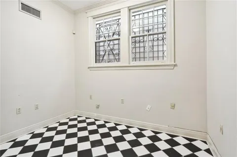 $695,000 | 341 Metairie Road, Metairie, LA 70005