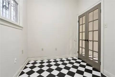 $695,000 | 341 Metairie Road, Metairie, LA 70005