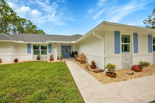 $879,900 | 17107 North 84th Court North, Loxahatchee, FL 33470