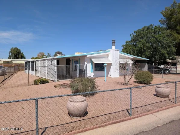 $2,000 | 18003 North 2nd Street, Phoenix, AZ 85022