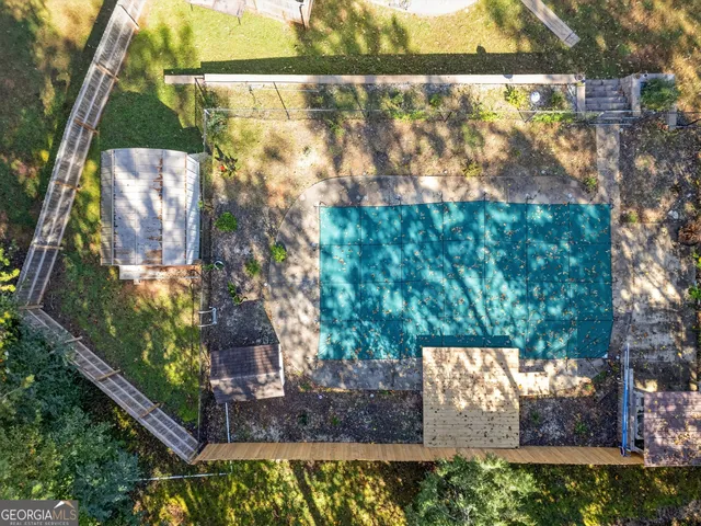 a view of outdoor space