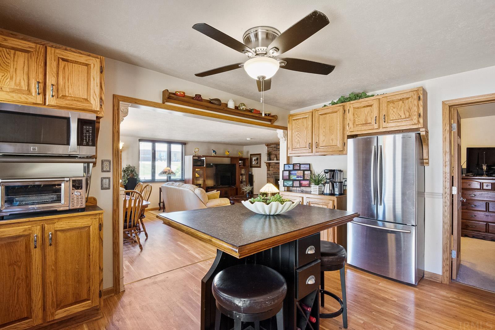 25839 Edison Road South Bend, IN 46628 - Photo 8 of 34