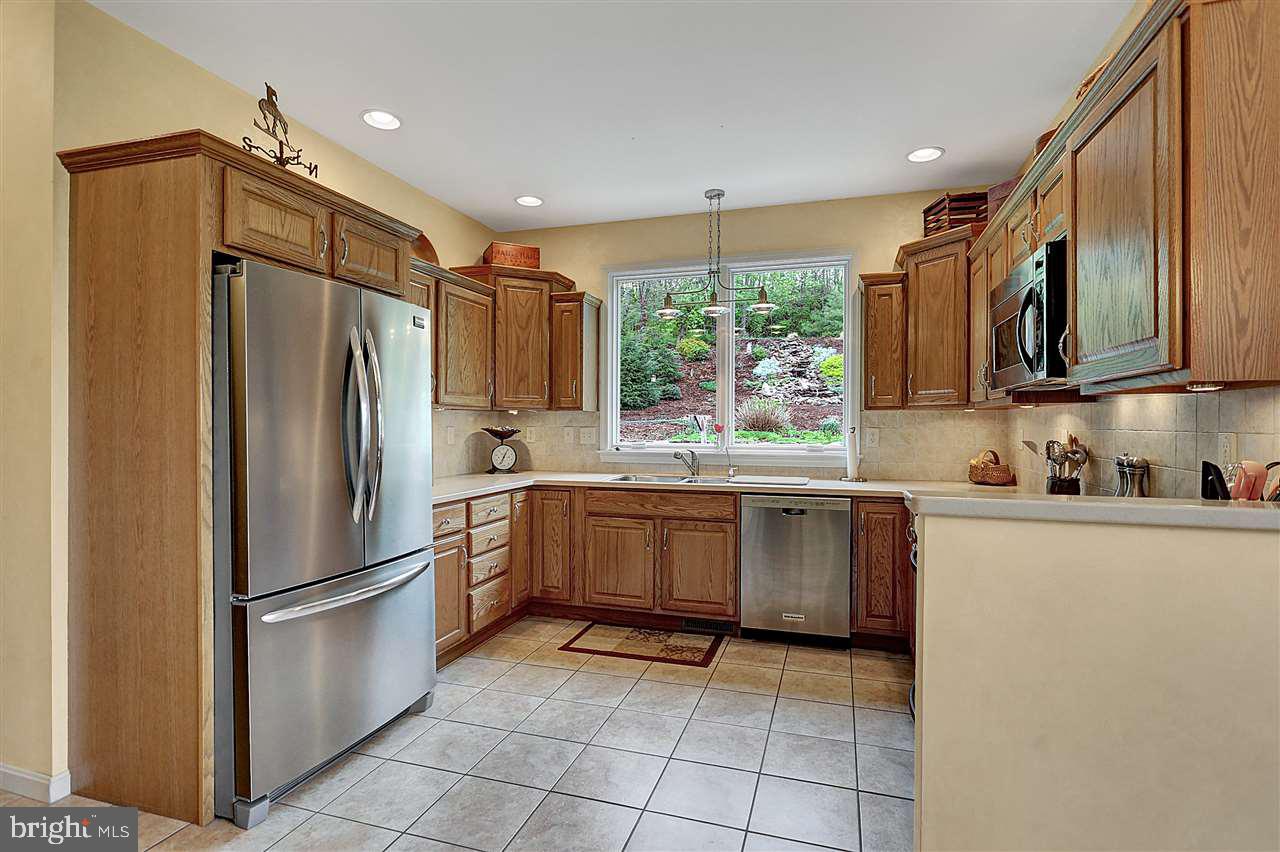 241 Richland Road Carlisle, PA 17015 - Photo 9 of 25 Gallery Image 9
