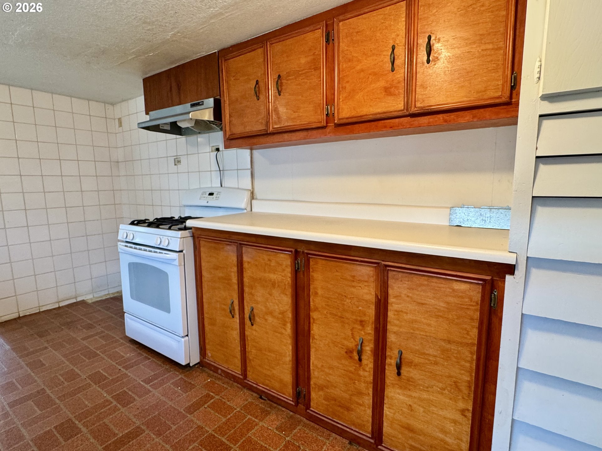 95691 Saunders Creek Road, Unit 36 Gold Beach, OR 97444 - Photo 14 of 23 Kitchen