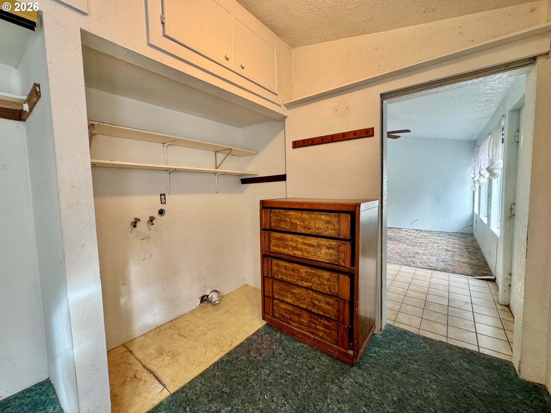 95691 Saunders Creek Road, Unit 36 Gold Beach, OR 97444 - Photo 18 of 23 Laundry
