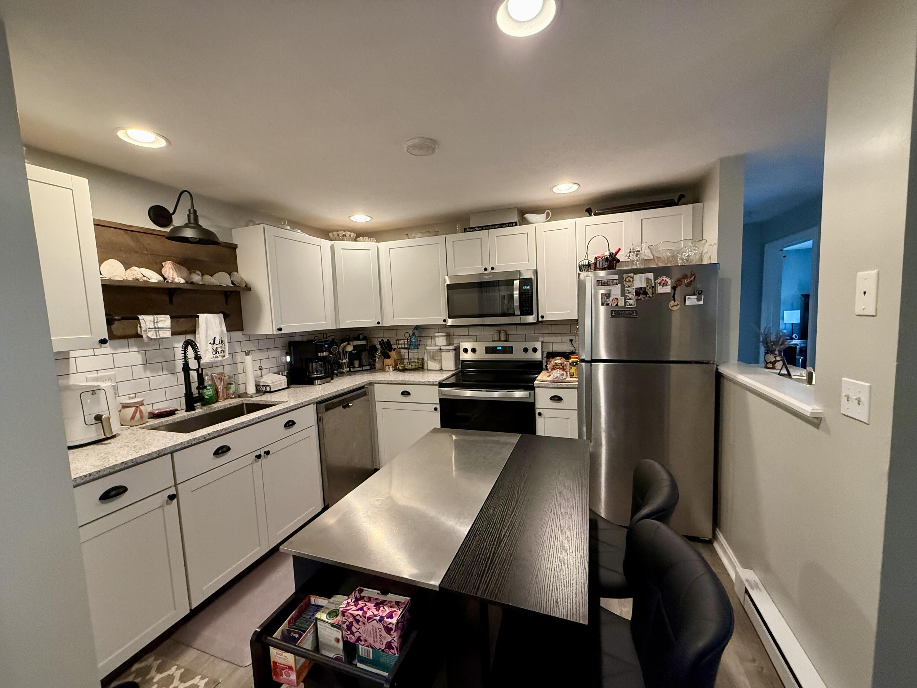 39 Smithwheel Road, Unit 1 Old Orchard Beach, ME 04064 - Photo 4 of 21 IMG_4167