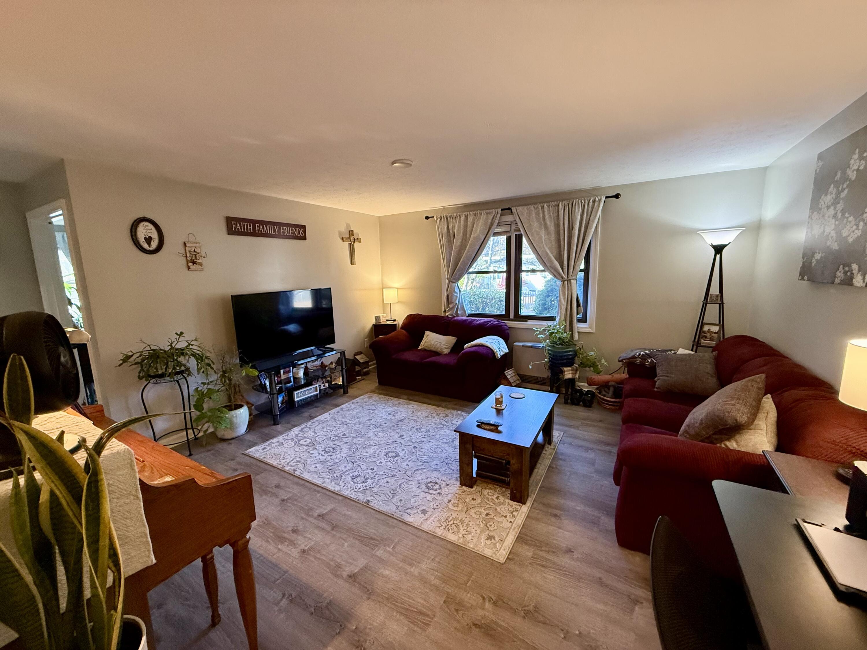 39 Smithwheel Road, Unit 1 Old Orchard Beach, ME 04064 - Photo 7 of 21 IMG_4168