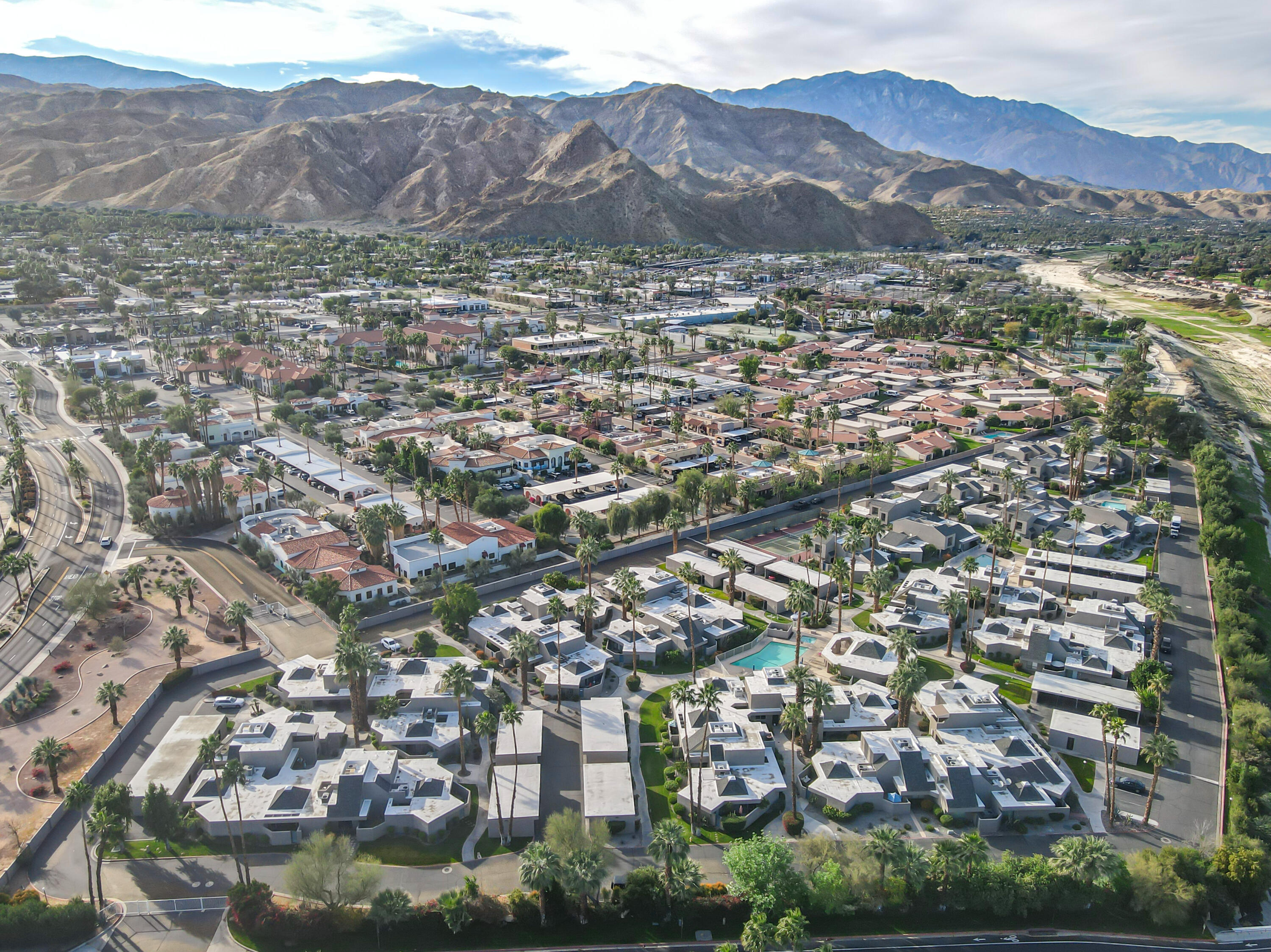 71990 Eleanora Lane Rancho Mirage, CA 92270 - Photo 21 of 22 an aerial view of residential houses and outdoor space