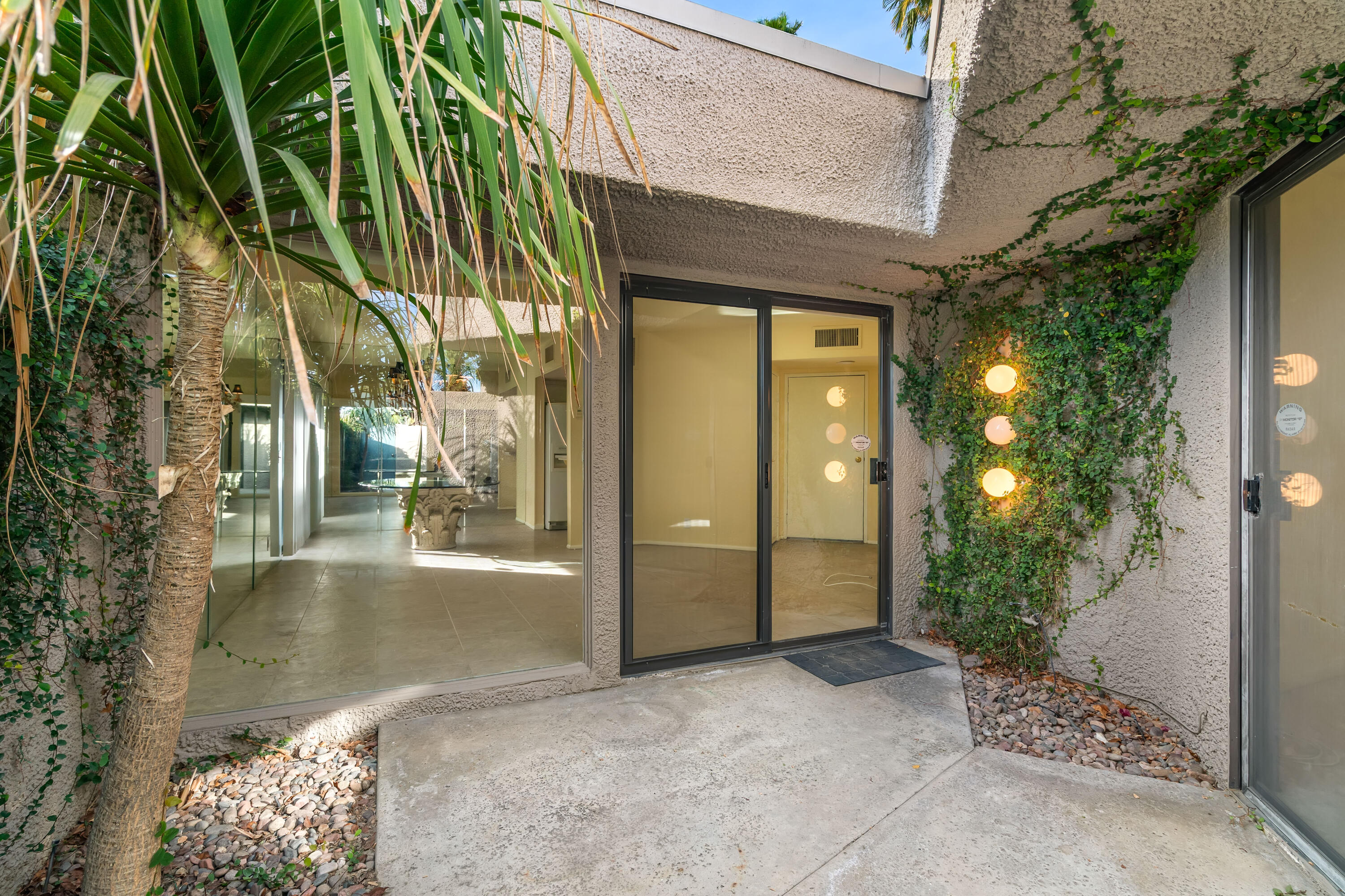71990 Eleanora Lane Rancho Mirage, CA 92270 - Photo 7 of 22 a view of outdoor space and yard