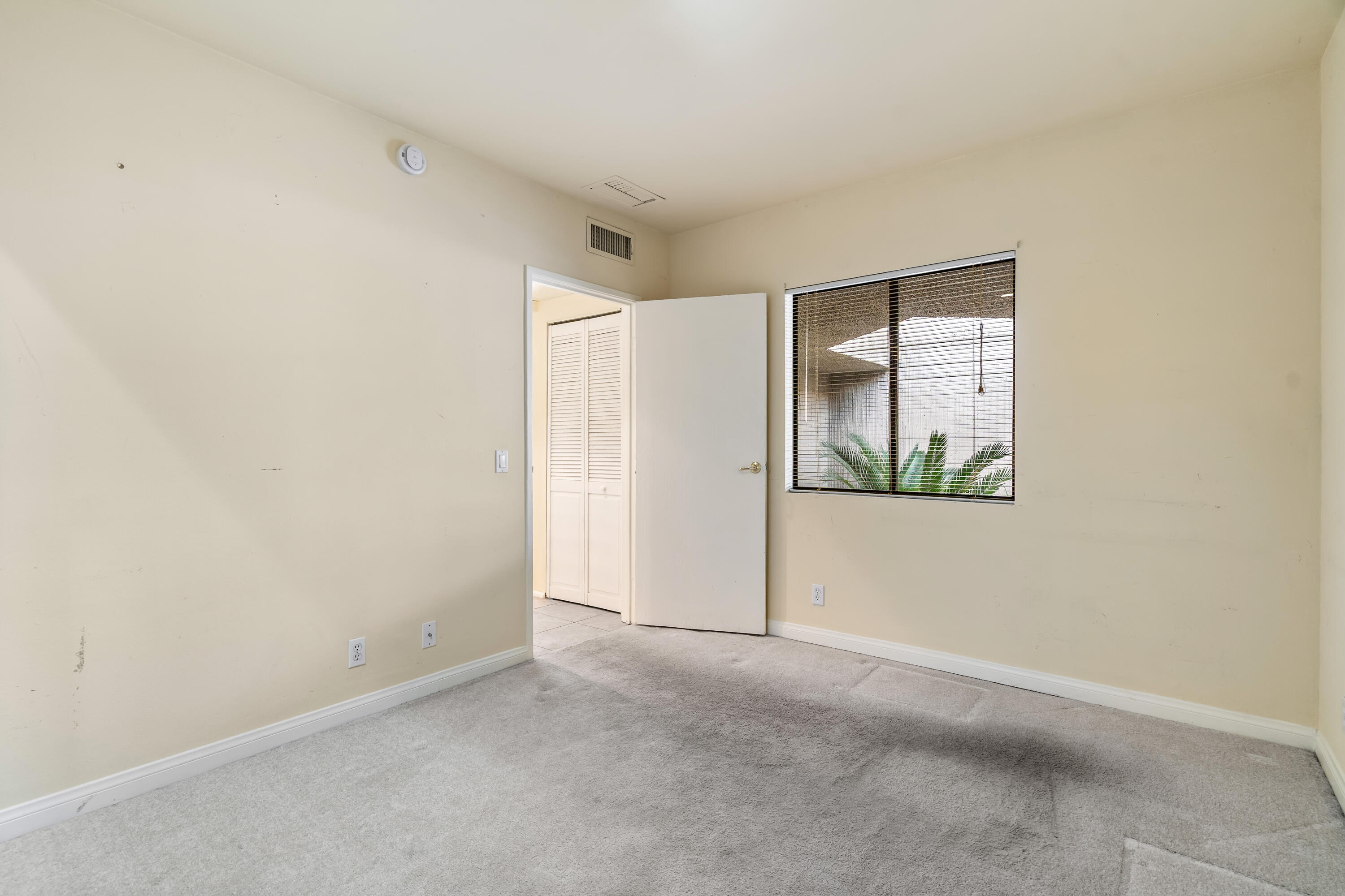 71990 Eleanora Lane Rancho Mirage, CA 92270 - Photo 10 of 22 a view of an empty room