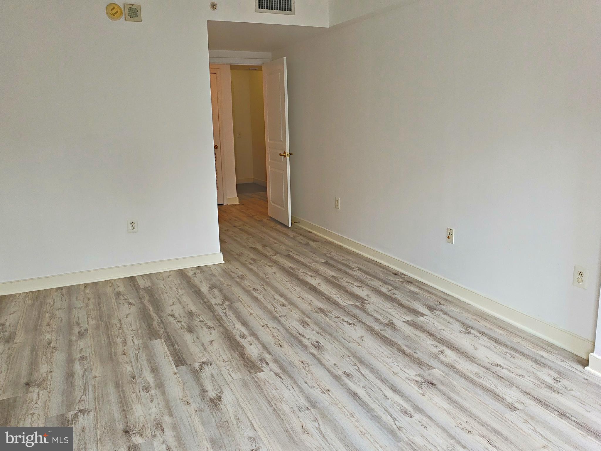 631 D Street Northwest, Unit 1027 Washington, DC 20004 - Photo 17 of 73