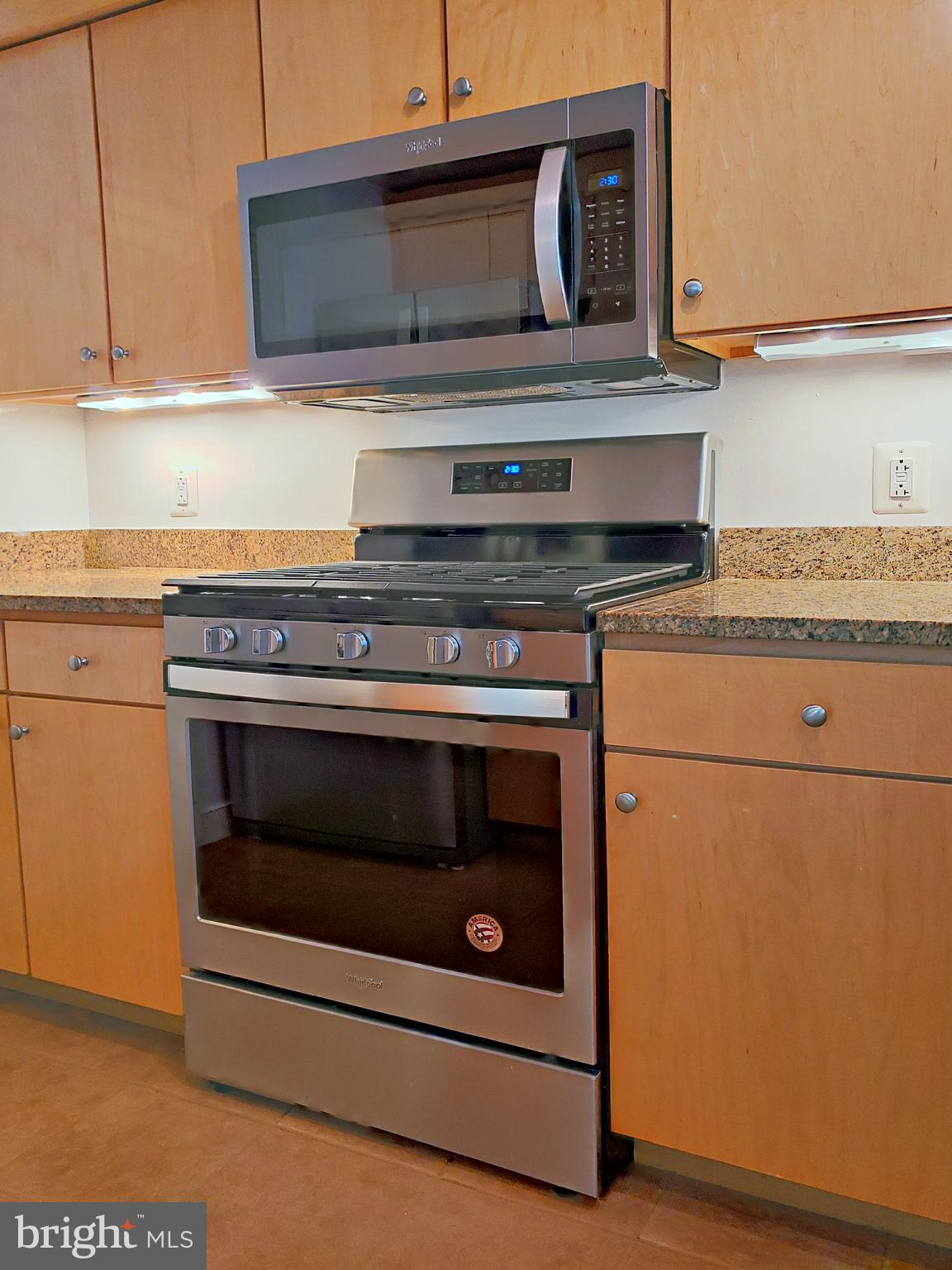 631 D Street Northwest, Unit 1027 Washington, DC 20004 - Photo 6 of 73