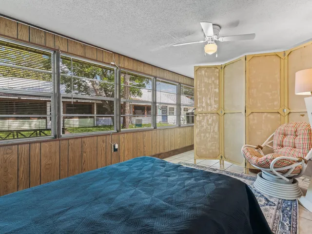 $178,000 | 6 Parker Avenue, Unit 3 & 4, Lanark Village, FL 32322