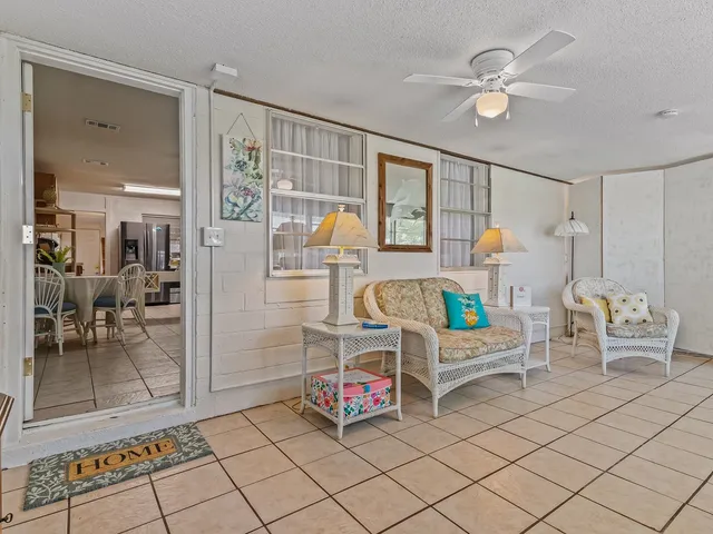 $178,000 | 6 Parker Avenue, Unit 3 & 4, Lanark Village, FL 32322