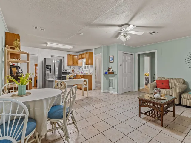 $178,000 | 6 Parker Avenue, Unit 3 & 4, Lanark Village, FL 32322
