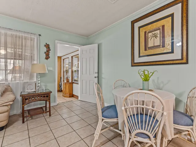 $178,000 | 6 Parker Avenue, Unit 3 & 4, Lanark Village, FL 32322