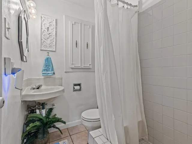 $178,000 | 6 Parker Avenue, Unit 3 & 4, Lanark Village, FL 32322