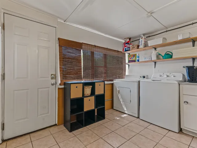 $178,000 | 6 Parker Avenue, Unit 3 & 4, Lanark Village, FL 32322