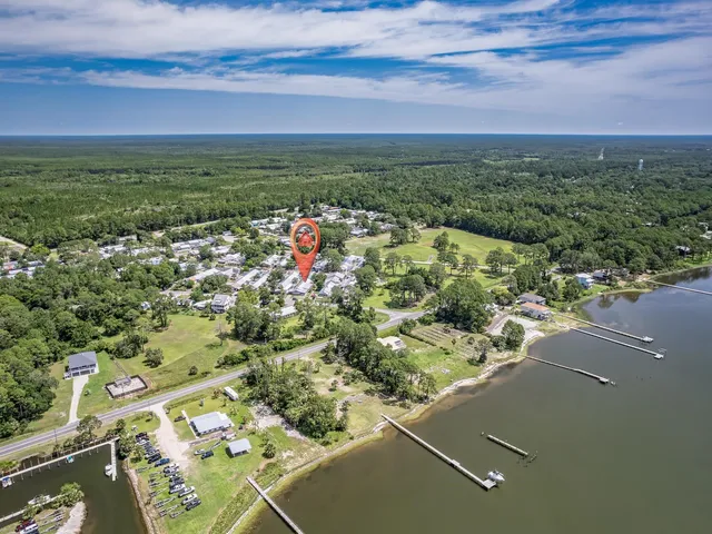 $178,000 | 6 Parker Avenue, Unit 3 & 4, Lanark Village, FL 32322