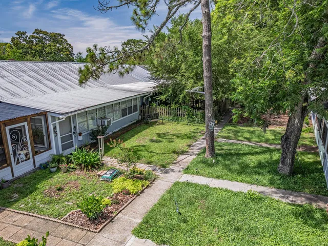 $178,000 | 6 Parker Avenue, Unit 3 & 4, Lanark Village, FL 32322