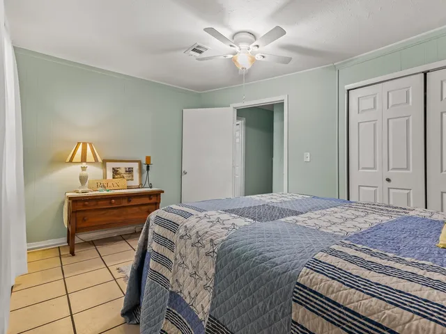 $178,000 | 6 Parker Avenue, Unit 3 & 4, Lanark Village, FL 32322