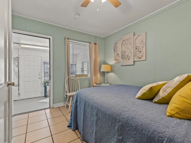 $178,000 | 6 Parker Avenue, Unit 3 & 4, Lanark Village, FL 32322