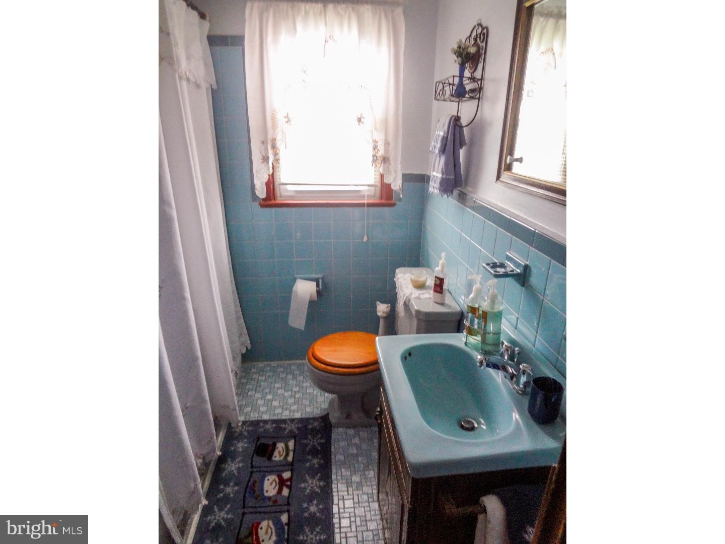 1263 Leedom Road Havertown, PA 19083 - Photo 12 of 21